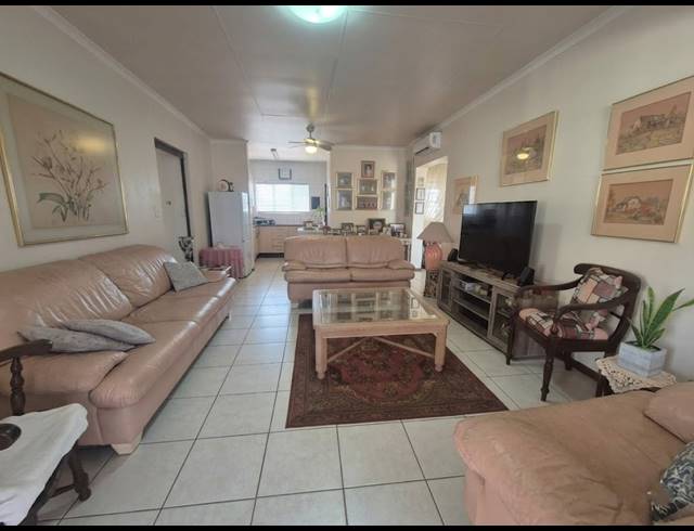 3 BEDROOM TOWNHOUSE FOR SALE IN DUNCANVILLE